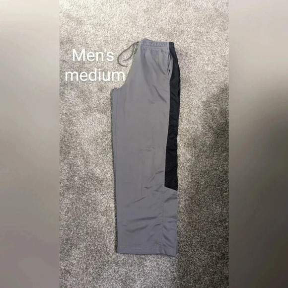 Matix Other - 🎈3/$15🎈Men's medium matrix pants